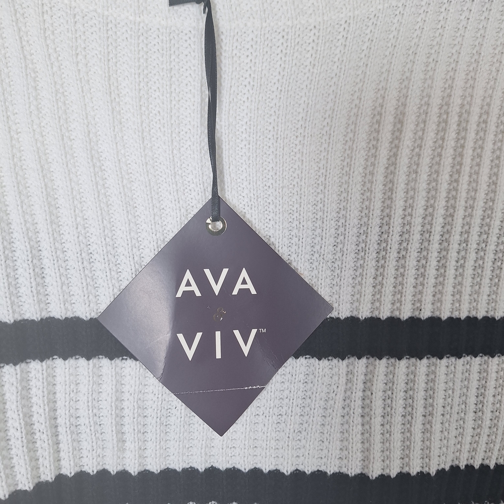 Ava & Viv White and Black Striped Sweater - Picture 3 of 4